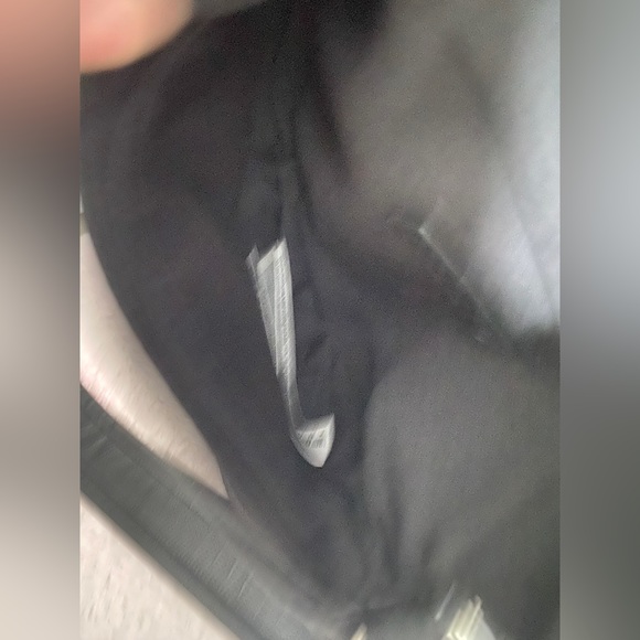 FOREVER 21 CROSSBODY BAG - Picture 5 of 5